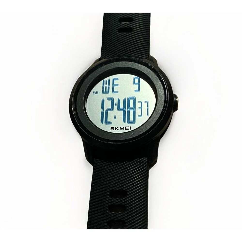 SKMEI Black Men's Digital Watch Water Resistant 5 ATM 2218